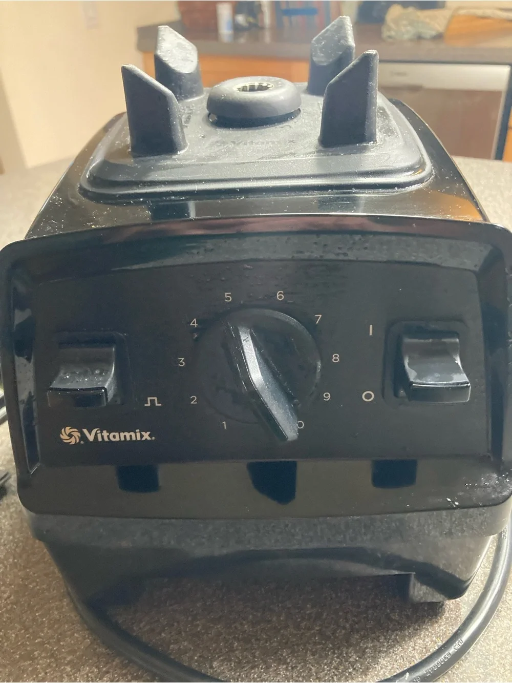 VITAMIX Professional Blender with pitcher and lid